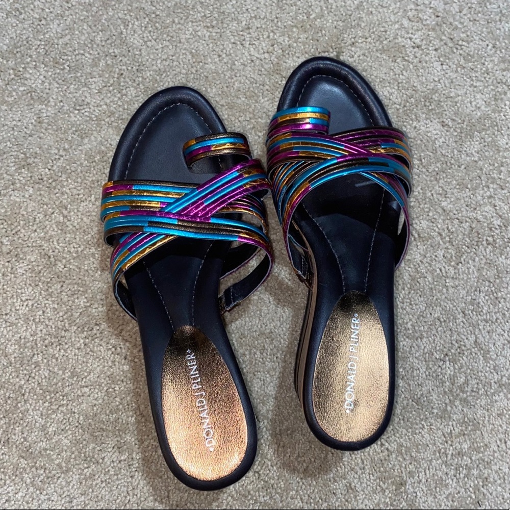 Donald Pliner 9.5 Lettie Wedge Sandal